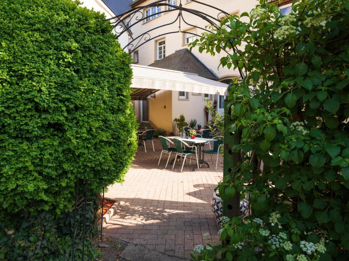 Hotel - Restaurant " Victor Hugo" Вианден Экстерьер фото