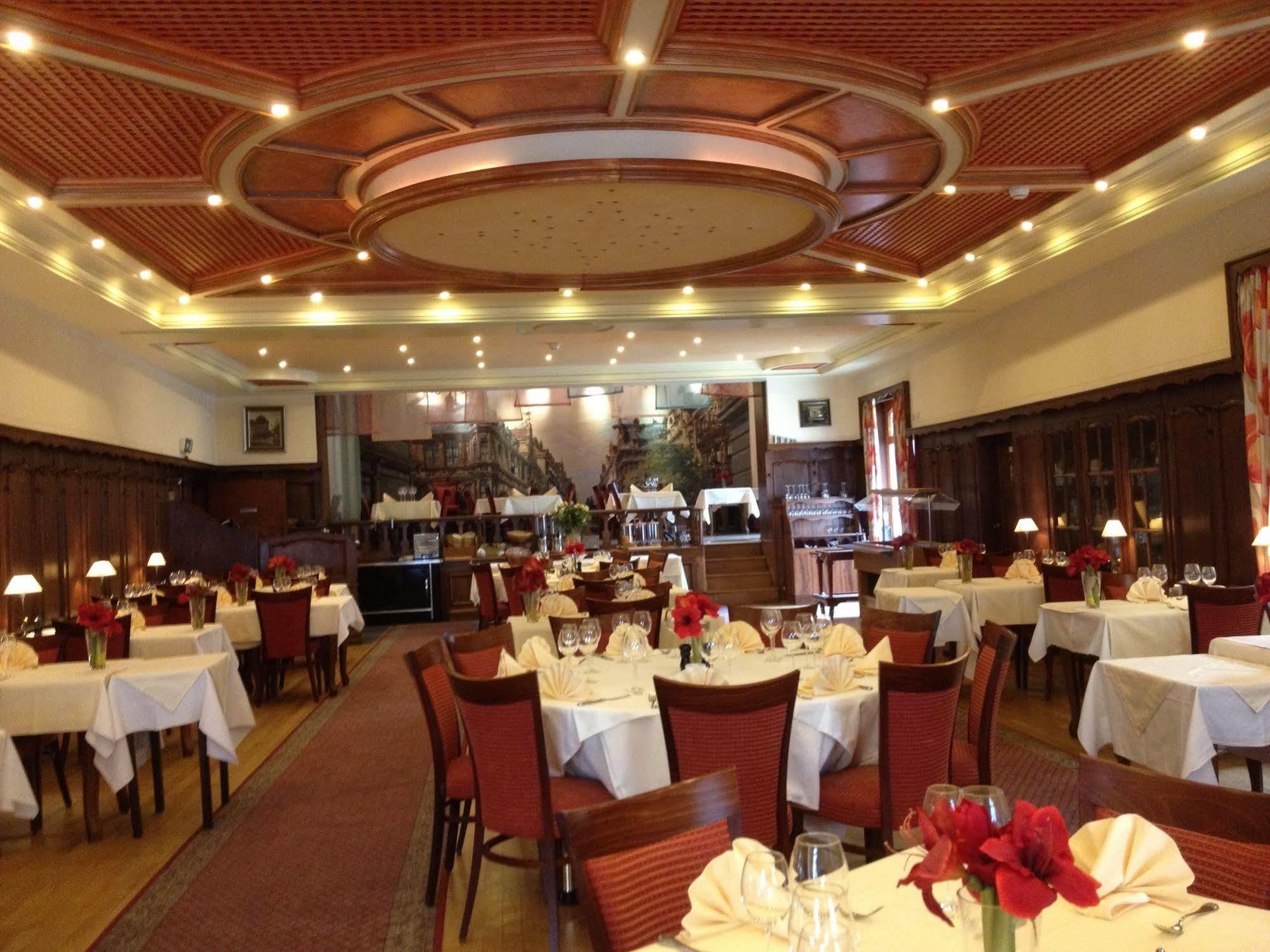 Hotel - Restaurant " Victor Hugo" Вианден Экстерьер фото